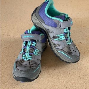 Merrill Trail Chaser Kids Shoes